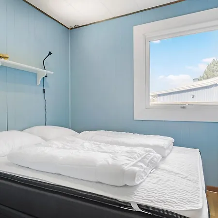 Awesome Home In Kalundborg With House Sea View كالوندبورج